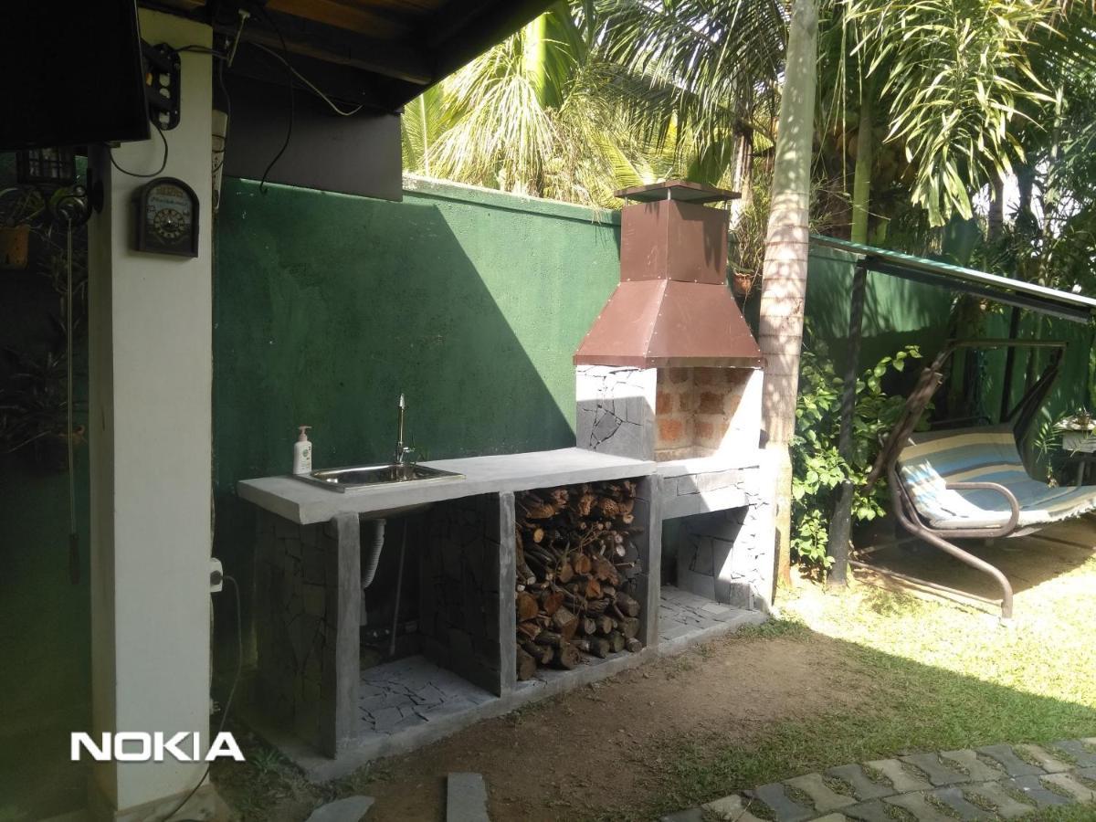 Villa Begonia Katugastota Ngoại thất bức ảnh