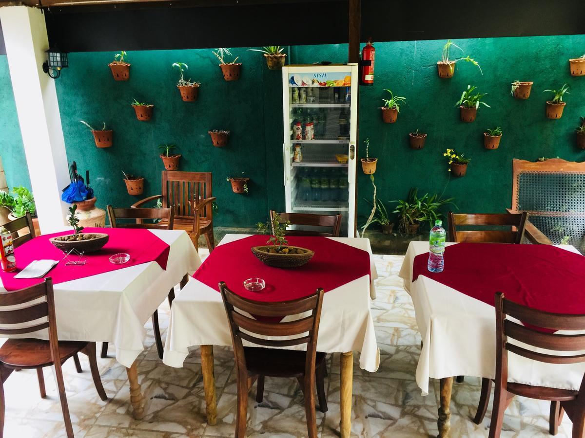Villa Begonia Katugastota Ngoại thất bức ảnh