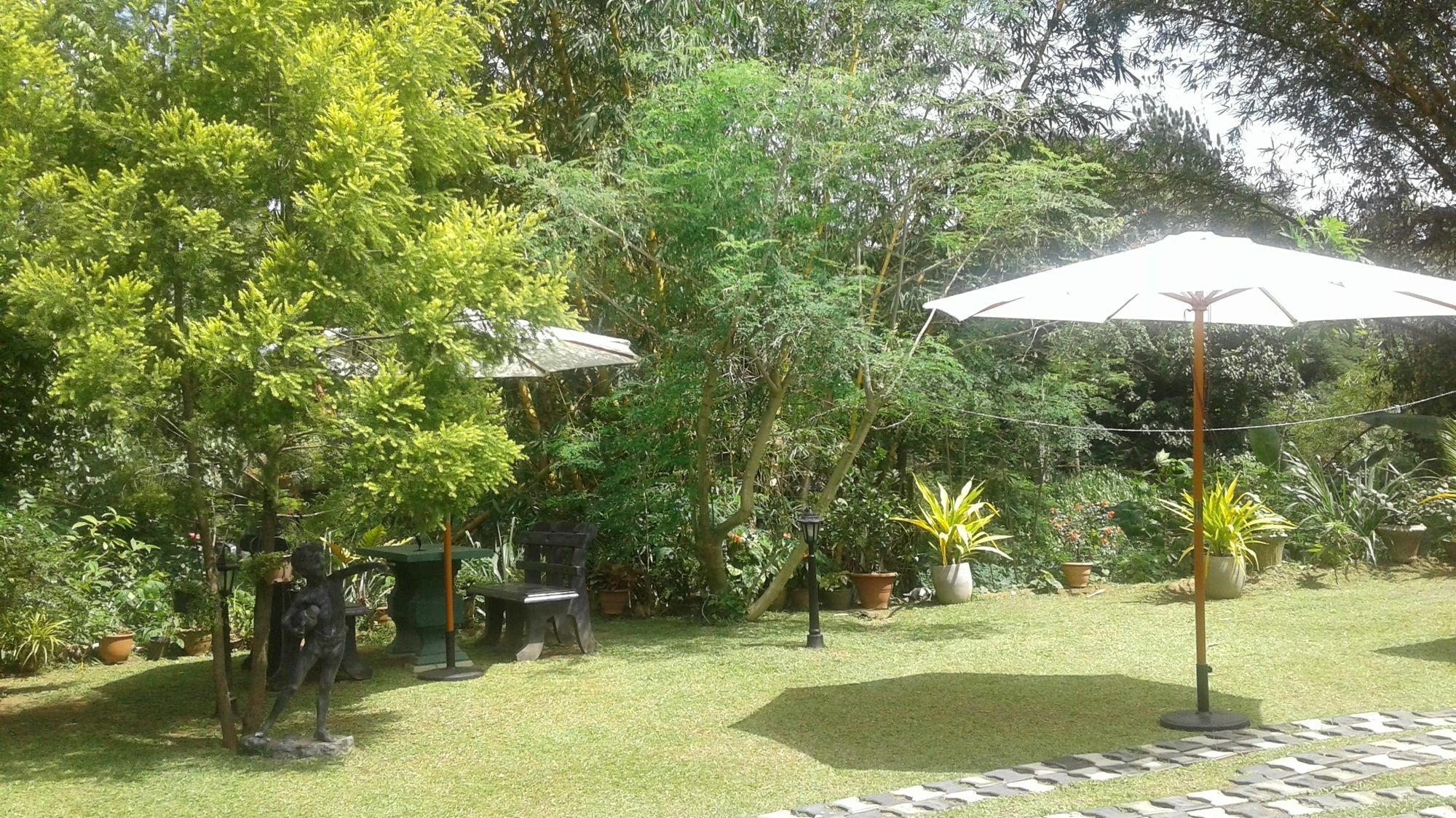 Villa Begonia Katugastota Ngoại thất bức ảnh